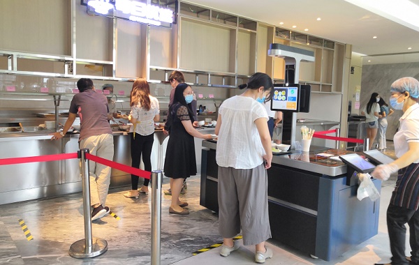 智慧食堂刷臉結算臺:人臉識別支付更加方便! 智慧食堂刷臉結算臺:人臉識別支付更加方便!